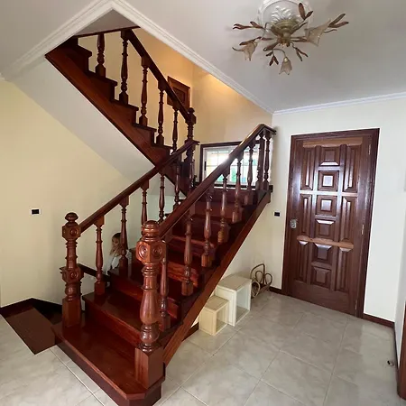 Casa Afouteza En Aldan Сasa de vacaciones *
